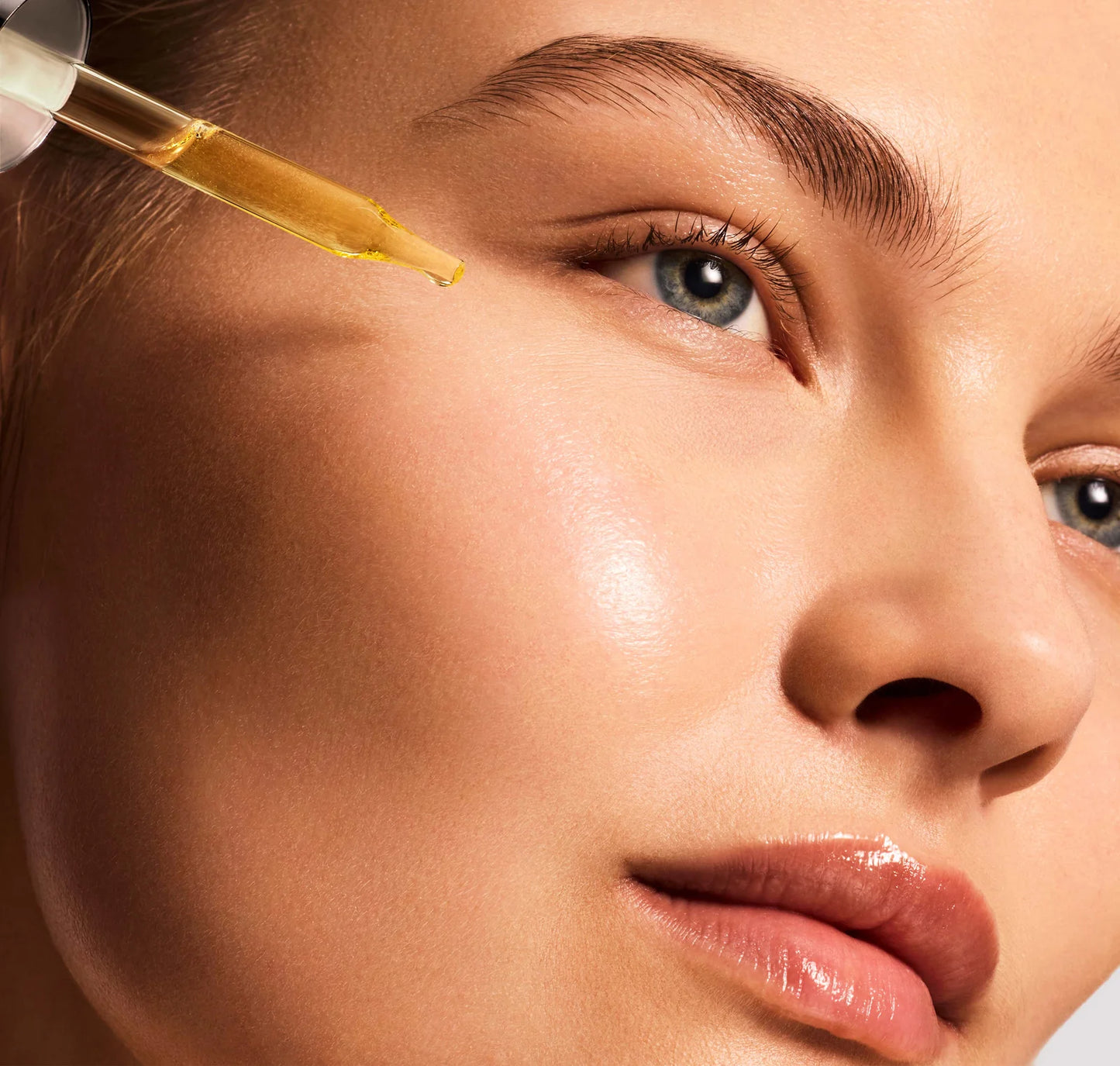 iS Clinical Pro-Heal Serum Advance+