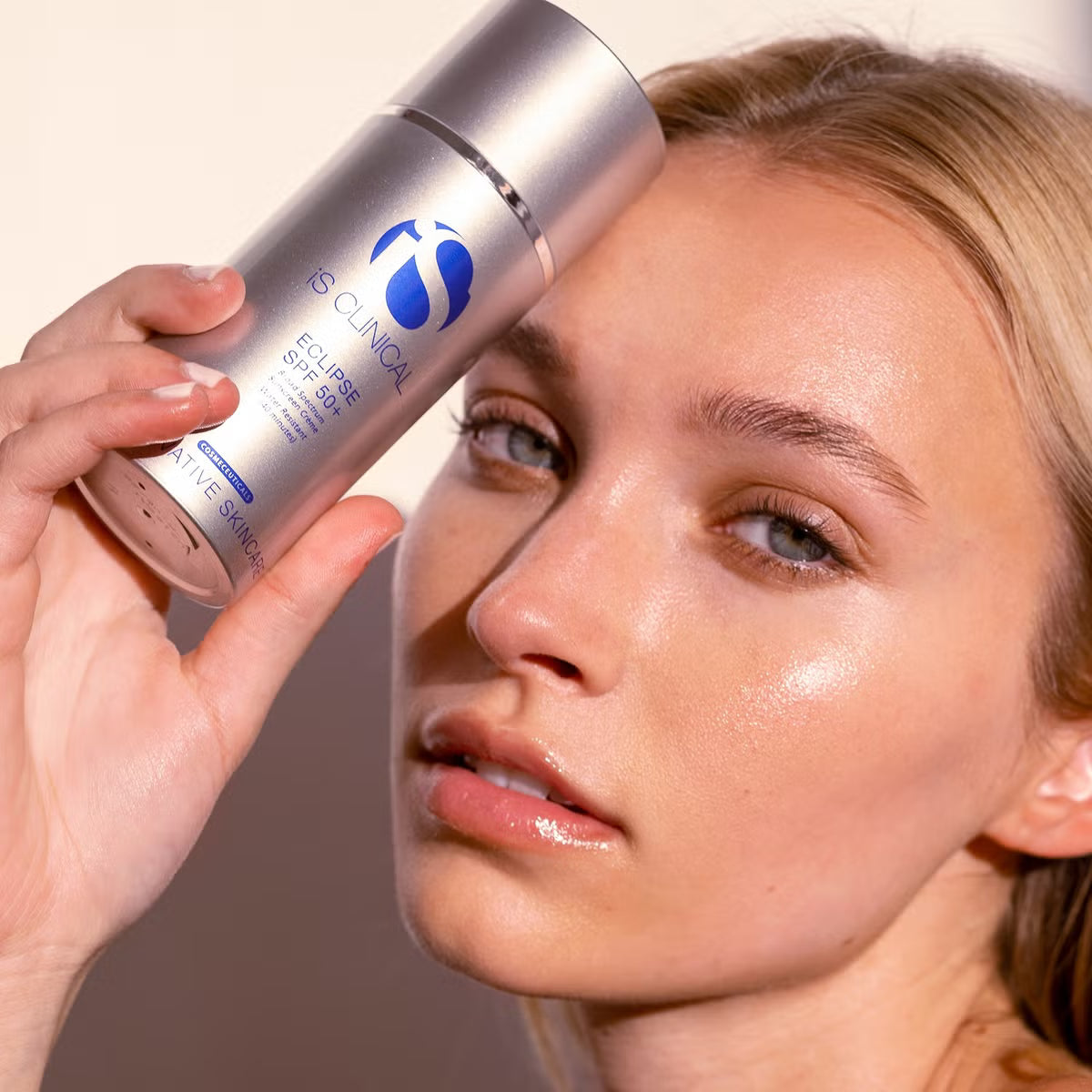 iS Clinical Eclipse SPF 50+