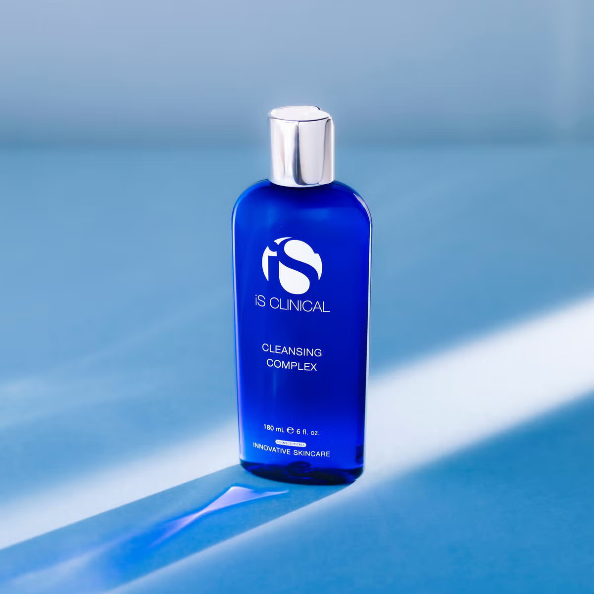 iS Clinical Cleansing Complex